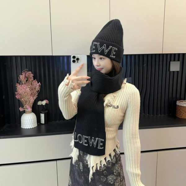 designer,replica,clothing,fake,1:1,lv,luxury,high quality Loewe new classic suit hat scarf