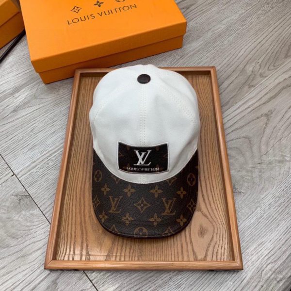 designer,replica,clothing,fake,1:1,lv,luxury,high quality Louis Vuitton leather edge embroidery stitching latest style