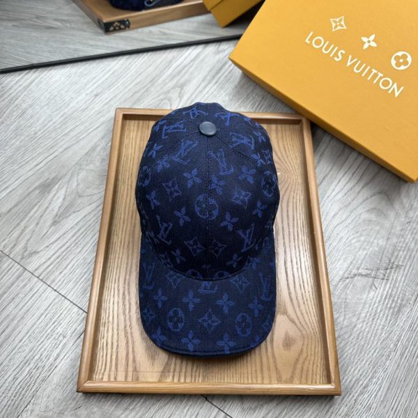 designer,replica,clothing,fake,1:1,lv,luxury,high quality The latest styles of Louis Vuitton denim