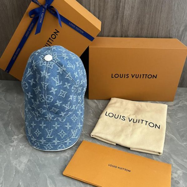 designer,replica,clothing,fake,1:1,lv,luxury,high quality Louis Vuitton classic baseball cap