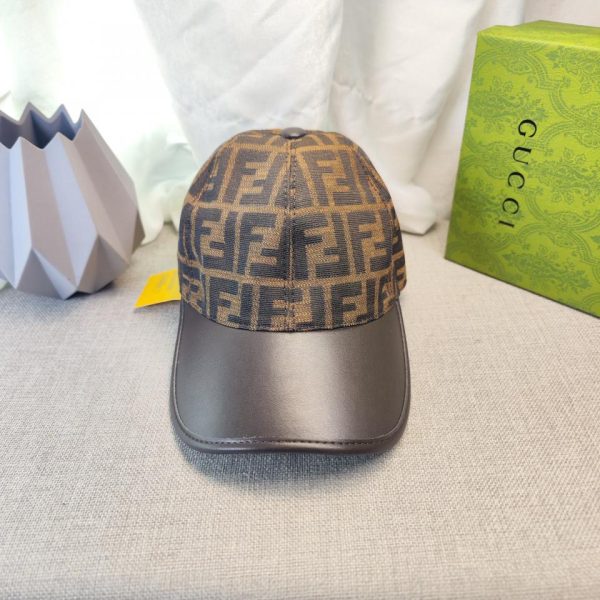 designer,replica,clothing,fake,1:1,lv,luxury,high quality Fendi patchwork leather baseball cap