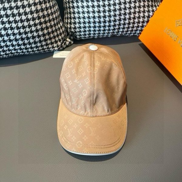 designer,replica,clothing,fake,1:1,lv,luxury,high quality Louis Vuitton new baseball cap