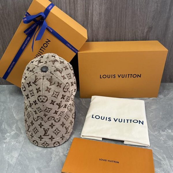 designer,replica,clothing,fake,1:1,lv,luxury,high quality Louis Vuitton new baseball cap