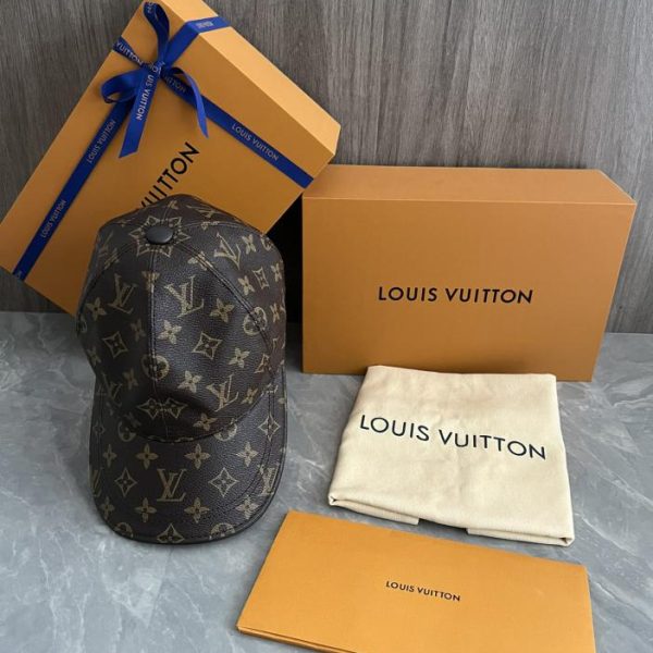 designer,replica,clothing,fake,1:1,lv,luxury,high quality Louis Vuitton classic baseball cap