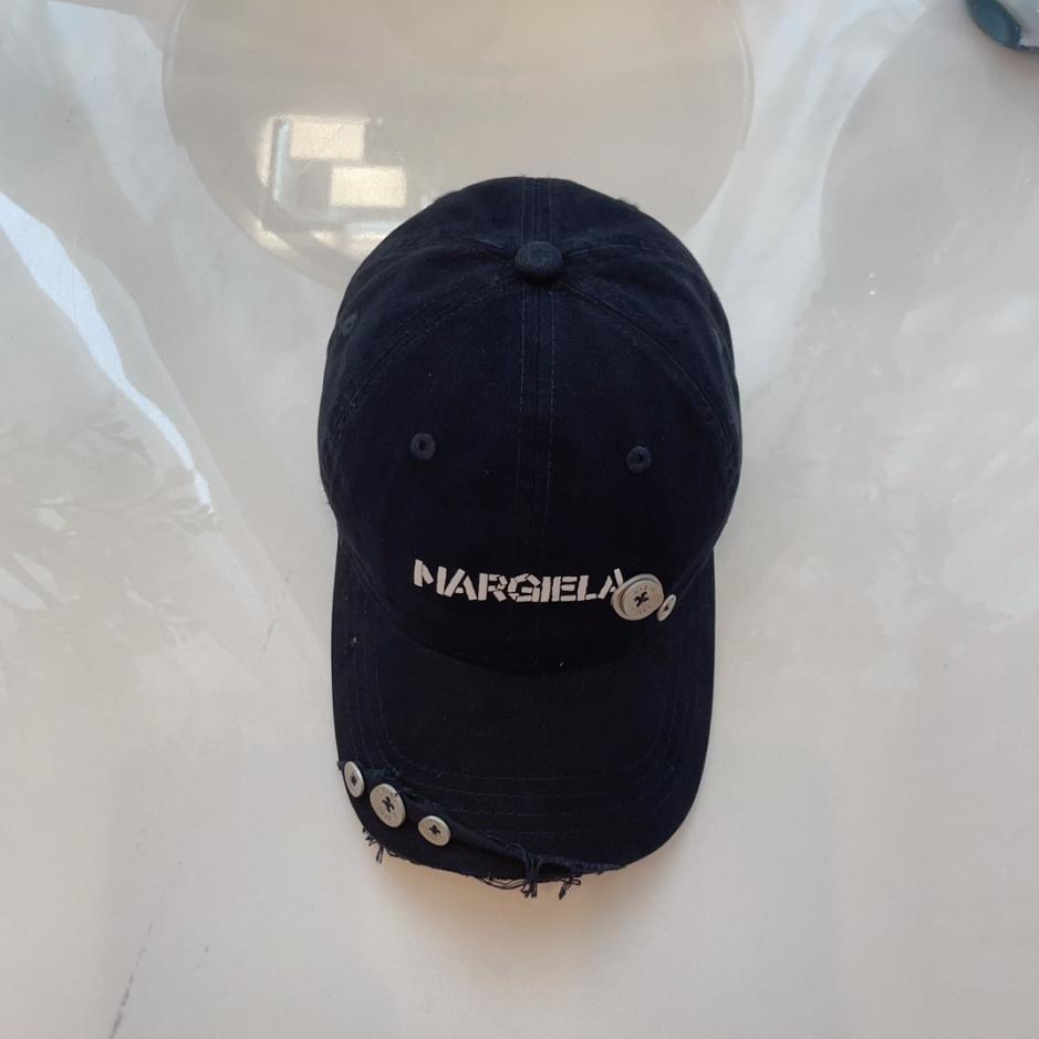 designer,replica,clothing,fake,1:1,lv,luxury,high quality Margiela new baseball cap for men and women designer,replica,clothing,fake,1:1,lv,luxury,high quality Margiela new baseball cap for men and women