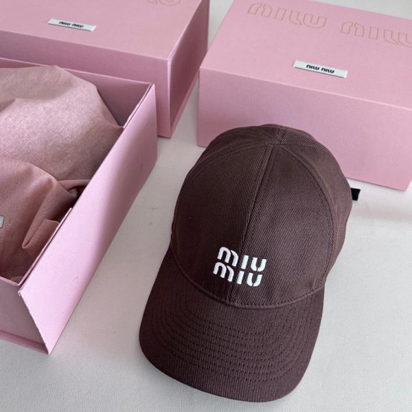 designer,replica,clothing,fake,1:1,lv,luxury,high quality MiuMiu new baseball cap