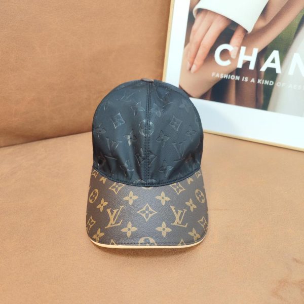 designer,replica,clothing,fake,1:1,lv,luxury,high quality Louis Vuitton baseball cap
