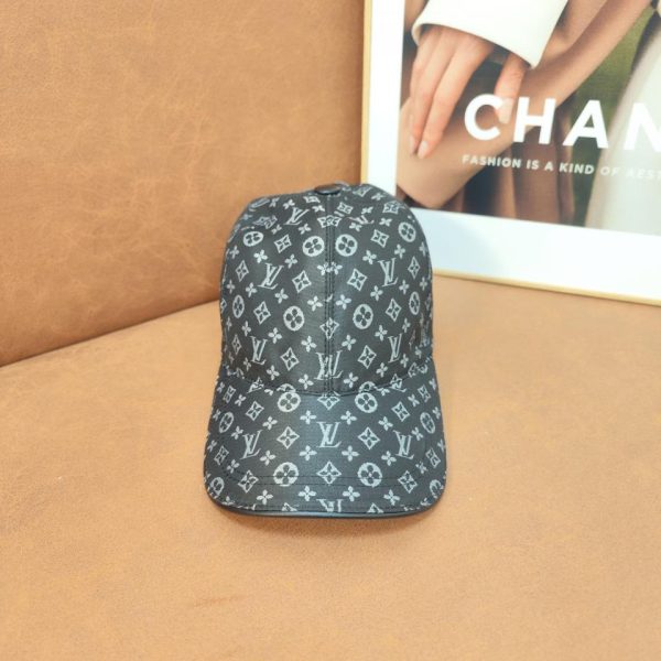 designer,replica,clothing,fake,1:1,lv,luxury,high quality Louis Vuitton baseball cap