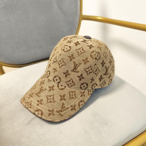 designer,replica,clothing,fake,1:1,lv,luxury,high quality Louis Vuitton baseball cap
