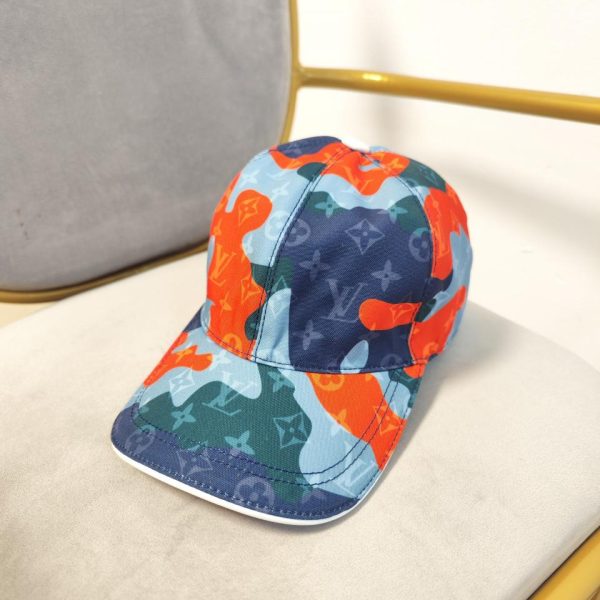 designer,replica,clothing,fake,1:1,lv,luxury,high quality Louis Vuitton camouflage simple classic baseball cap