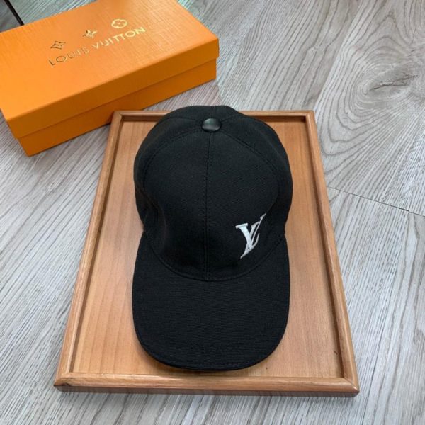 designer,replica,clothing,fake,1:1,lv,luxury,high quality Louis Vuitton latest models