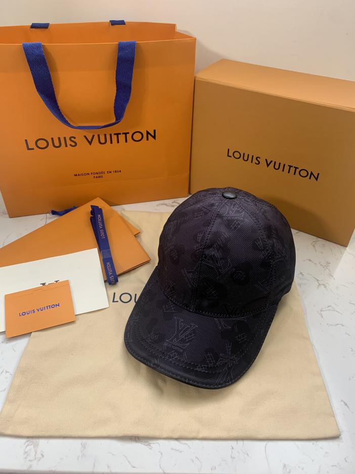 designer,replica,clothing,fake,1:1,lv,luxury,high quality Louis Vuitton’s new baseball cap waterproof fabric first layer of cowhide leather edging designer,replica,clothing,fake,1:1,lv,luxury,high quality Louis Vuitton’s new baseball cap waterproof fabric first layer of cowhide leather edging