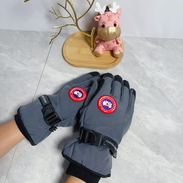 designer,replica,clothing,fake,1:1,lv,luxury,high quality Canada Goose ski waterproof gloves