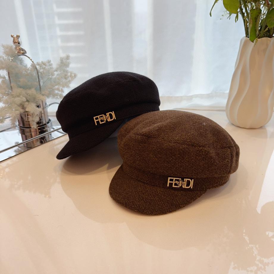 designer,replica,clothing,fake,1:1,lv,luxury,high quality Fendi new autumn and winter cashmere military cap newsboy hat designer,replica,clothing,fake,1:1,lv,luxury,high quality Fendi new autumn and winter cashmere military cap newsboy hat