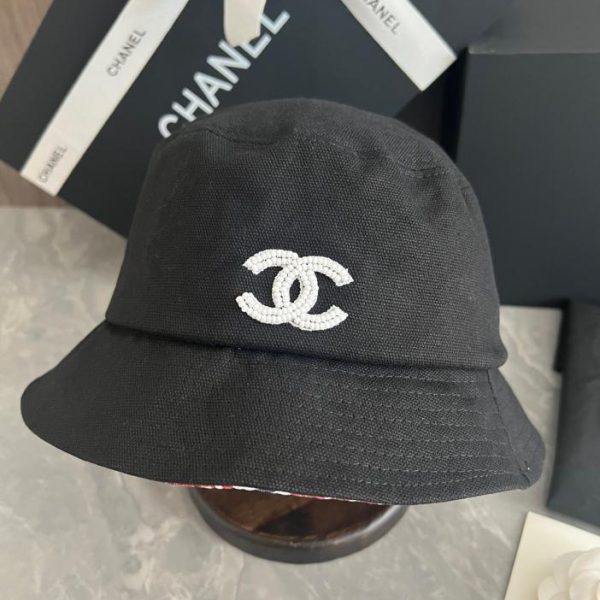 designer,replica,clothing,fake,1:1,lv,luxury,high quality Chanel embroidered hat with delicate beading design