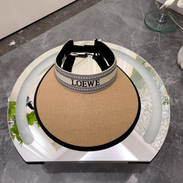 designer,replica,clothing,fake,1:1,lv,luxury,high quality Loewe’s new summer straw double-layer sunscreen hollow top hat