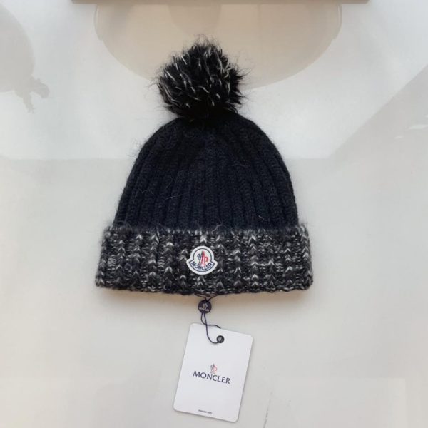 designer,replica,clothing,fake,1:1,lv,luxury,high quality Moncler autumn and winter new mixed color ball knitted hat