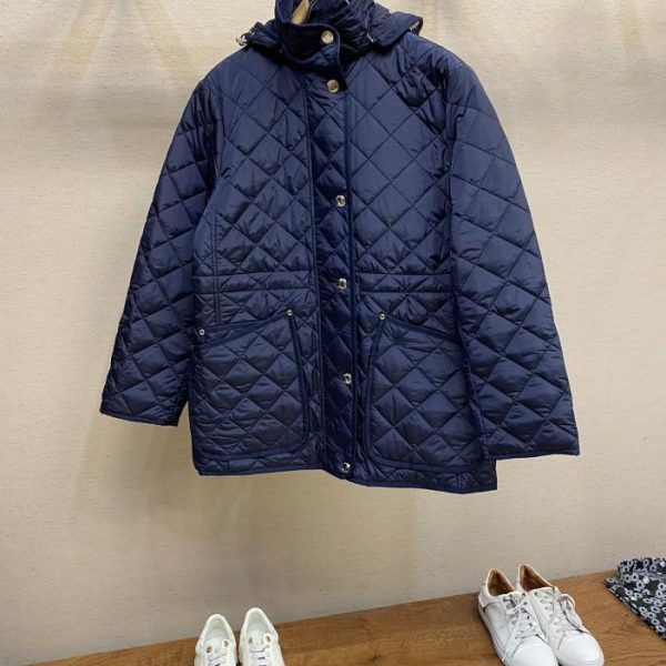 designer,replica,clothing,fake,1:1,lv,luxury,high quality Burberry new quilted diamond hooded coat