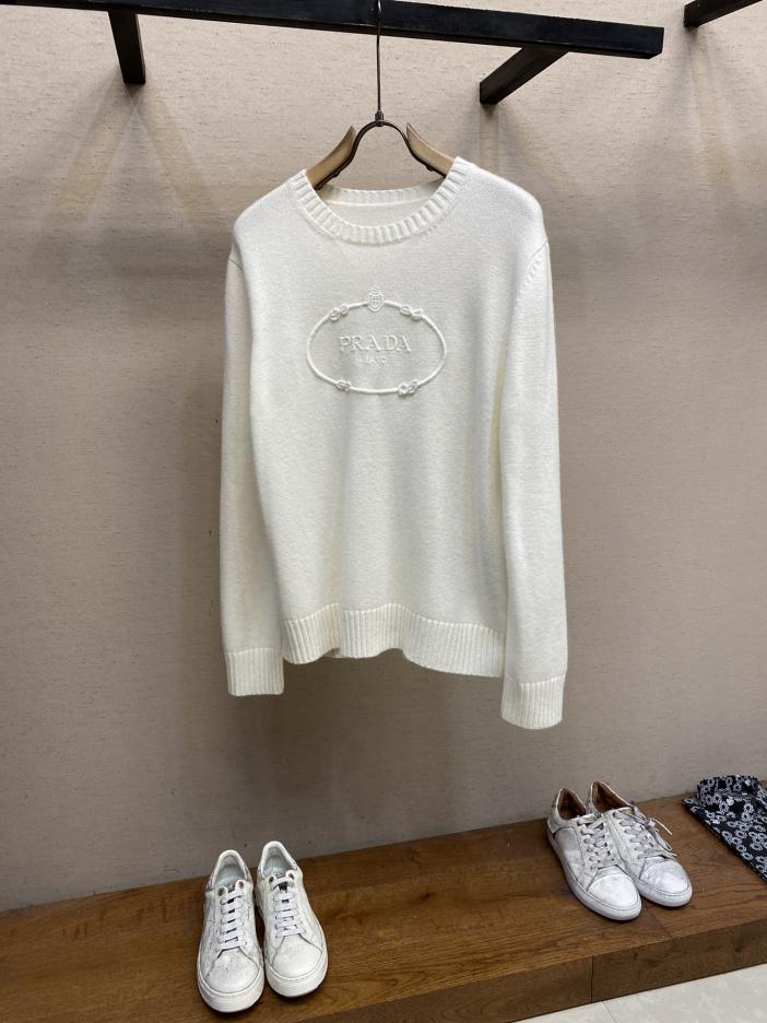 designer,replica,clothing,fake,1:1,lv,luxury,high quality Prada casual long-sleeved knitted sweater for men and women designer,replica,clothing,fake,1:1,lv,luxury,high quality Prada casual long-sleeved knitted sweater for men and women
