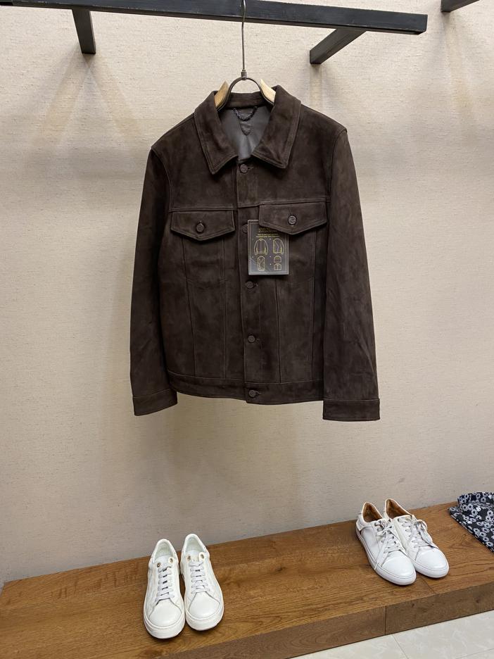 designer,replica,clothing,fake,1:1,lv,luxury,high quality LV leather denim jacket designer,replica,clothing,fake,1:1,lv,luxury,high quality LV leather denim jacket