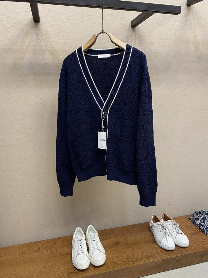 designer,replica,clothing,fake,1:1,lv,luxury,high quality Valentino cardigan designer,replica,clothing,fake,1:1,lv,luxury,high quality Valentino cardigan