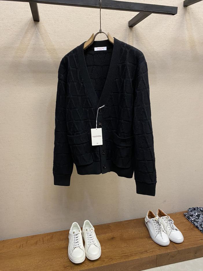 designer,replica,clothing,fake,1:1,lv,luxury,high quality Valentino cardigan designer,replica,clothing,fake,1:1,lv,luxury,high quality Valentino cardigan