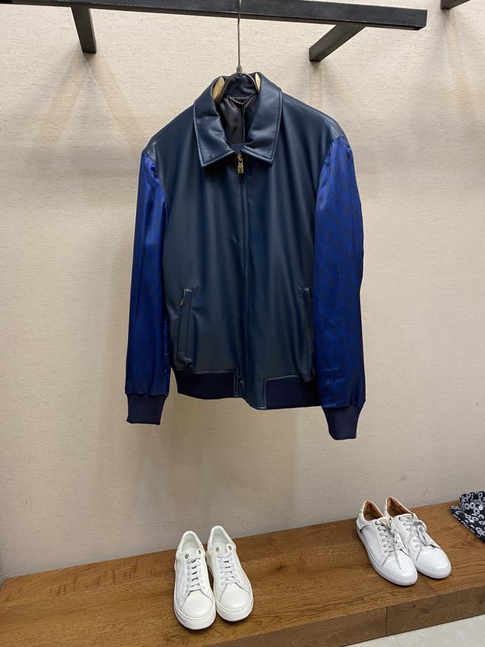 designer,replica,clothing,fake,1:1,lv,luxury,high quality LV stand collar patchwork leather jacket, same style for men and women designer,replica,clothing,fake,1:1,lv,luxury,high quality LV stand collar patchwork leather jacket, same style for men and women