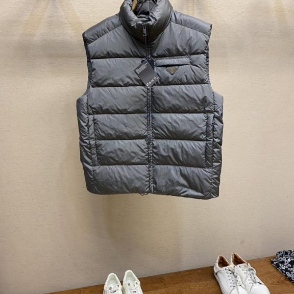 designer,replica,clothing,fake,1:1,lv,luxury,high quality Prada down vest