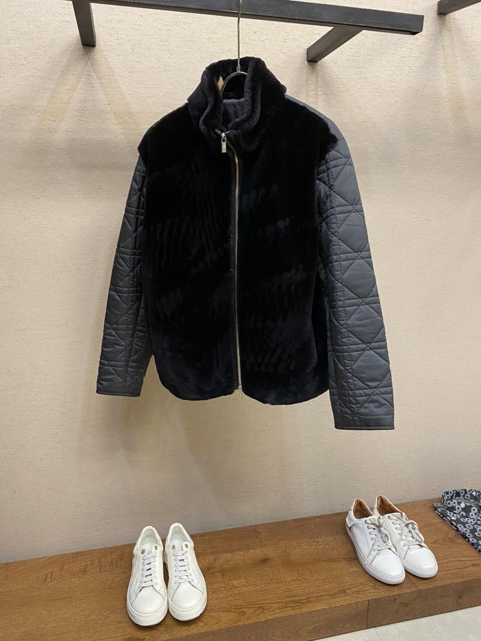 designer,replica,clothing,fake,1:1,lv,luxury,high quality Dior patchwork fur designer,replica,clothing,fake,1:1,lv,luxury,high quality Dior patchwork fur