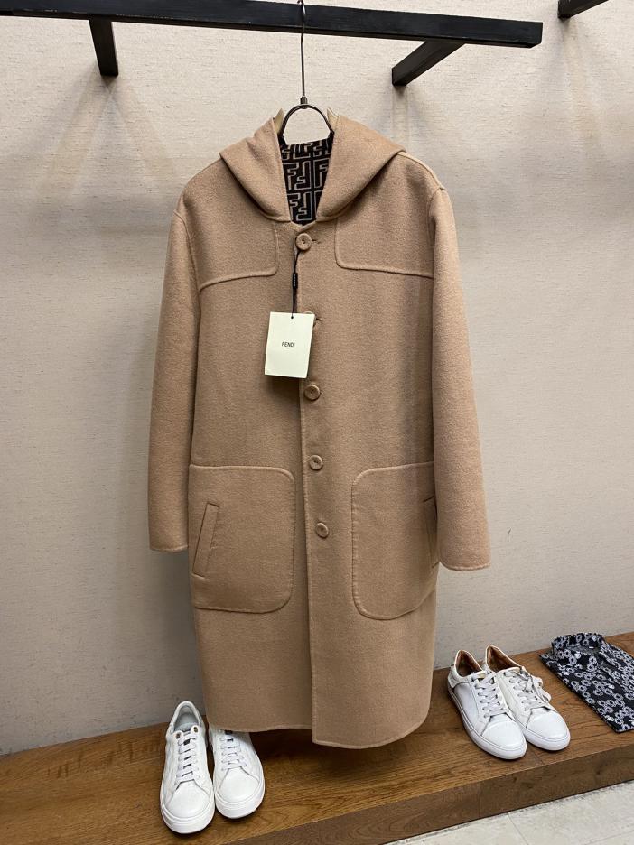 designer,replica,clothing,fake,1:1,lv,luxury,high quality Fendi hooded reversible coat finally designer,replica,clothing,fake,1:1,lv,luxury,high quality Fendi hooded reversible coat finally