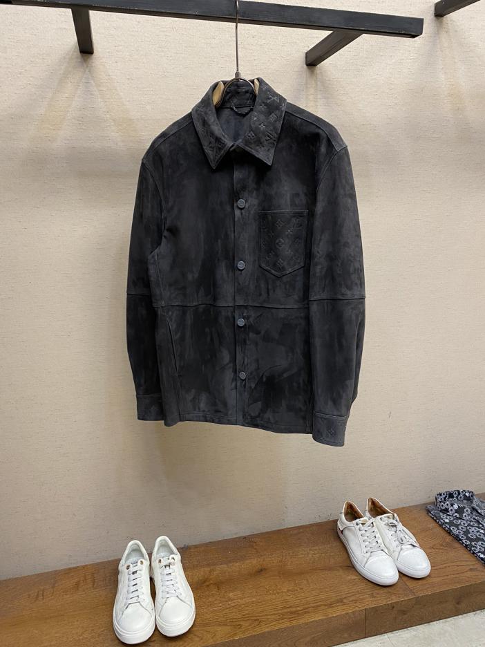 designer,replica,clothing,fake,1:1,lv,luxury,high quality LV letter LOGO suede shirt designer,replica,clothing,fake,1:1,lv,luxury,high quality LV letter LOGO suede shirt