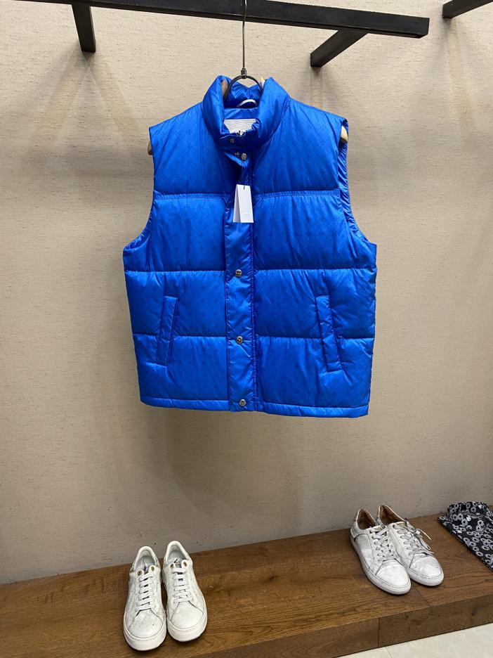 designer,replica,clothing,fake,1:1,lv,luxury,high quality Cheome Heaet Classic Cross Down Vest designer,replica,clothing,fake,1:1,lv,luxury,high quality Cheome Heaet Classic Cross Down Vest