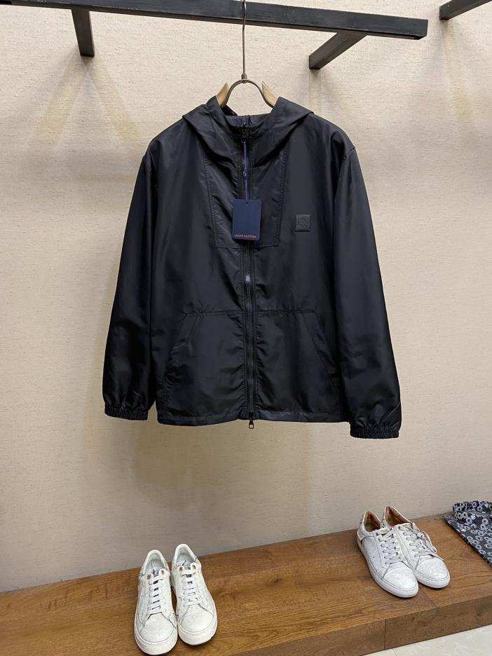 designer,replica,clothing,fake,1:1,lv,luxury,high quality LV new classic double-sided jacquard windbreaker, jacket, jacket designer,replica,clothing,fake,1:1,lv,luxury,high quality LV new classic double-sided jacquard windbreaker, jacket, jacket
