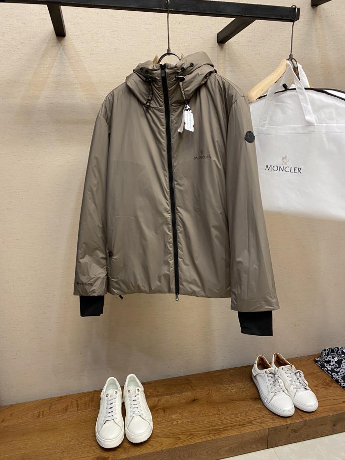 designer,replica,clothing,fake,1:1,lv,luxury,high quality Moncler hooded down jacket designer,replica,clothing,fake,1:1,lv,luxury,high quality Moncler hooded down jacket