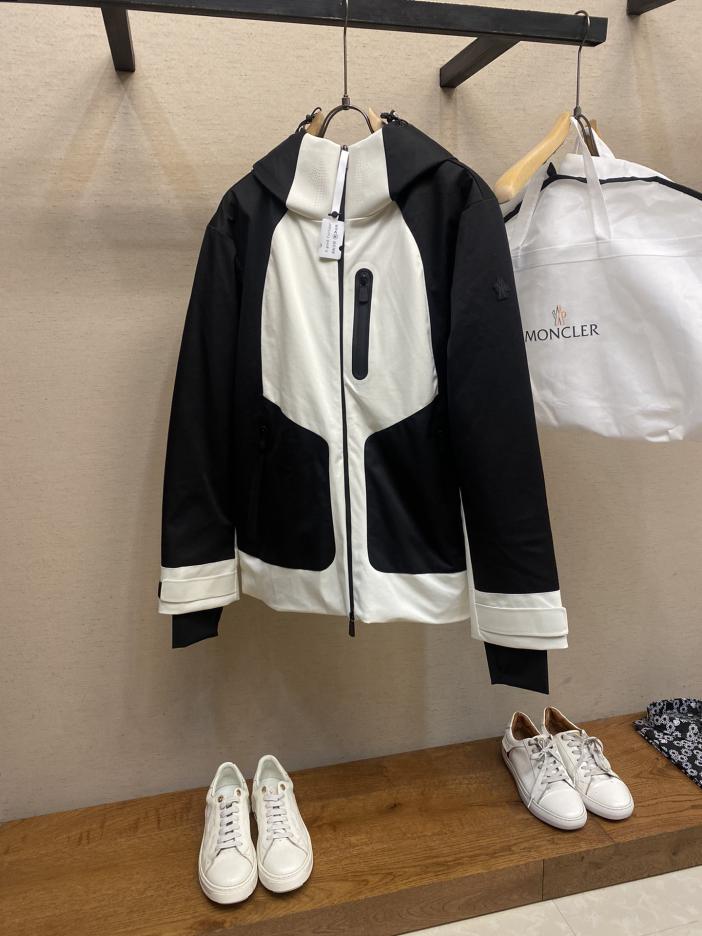 designer,replica,clothing,fake,1:1,lv,luxury,high quality Moncler ski wear designer,replica,clothing,fake,1:1,lv,luxury,high quality Moncler ski wear