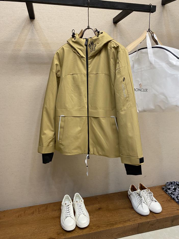 designer,replica,clothing,fake,1:1,lv,luxury,high quality Moncler ski letter logo 3M reflective down jacket designer,replica,clothing,fake,1:1,lv,luxury,high quality Moncler ski letter logo 3M reflective down jacket