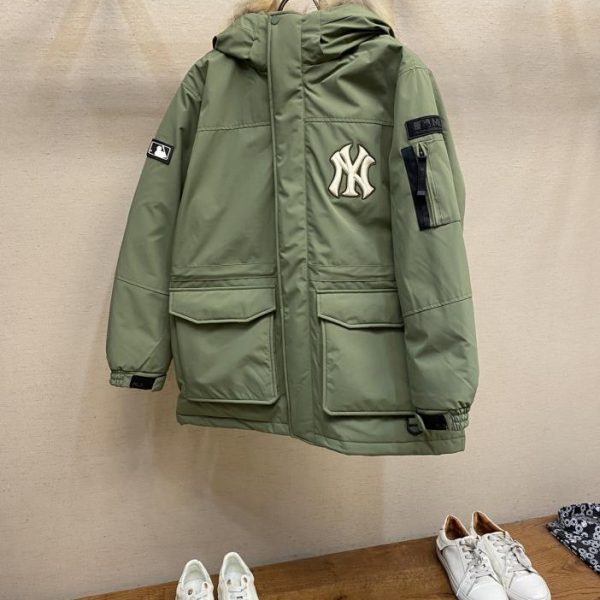 designer,replica,clothing,fake,1:1,lv,luxury,high quality New York Yankees logo mid-length down jacket for men and women