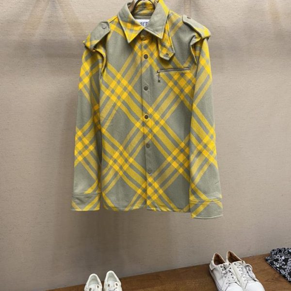 designer,replica,clothing,fake,1:1,lv,luxury,high quality Burberry classic jacket