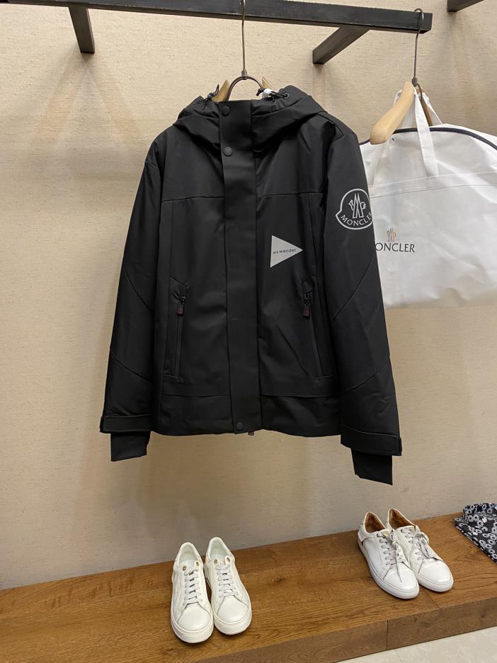designer,replica,clothing,fake,1:1,lv,luxury,high quality Moncler ski letter logo 3M reflective down jacket designer,replica,clothing,fake,1:1,lv,luxury,high quality Moncler ski letter logo 3M reflective down jacket