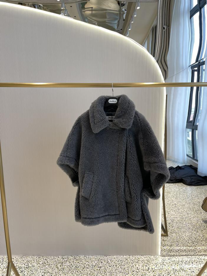 designer,replica,clothing,fake,1:1,lv,luxury,high quality Max Mar cape vest vest jacket designer,replica,clothing,fake,1:1,lv,luxury,high quality Max Mar cape vest vest jacket