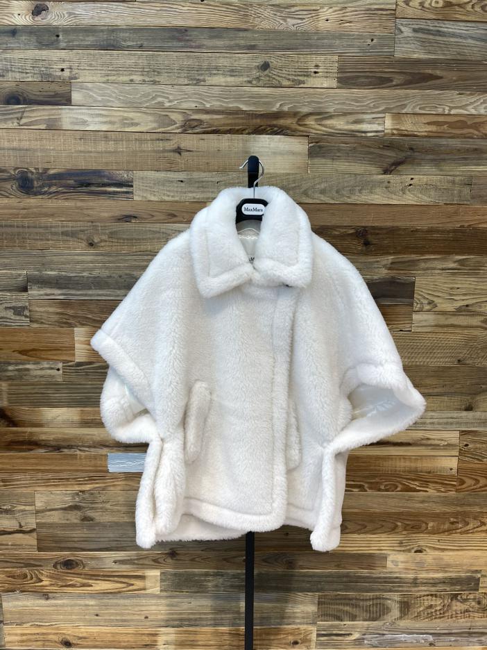 designer,replica,clothing,fake,1:1,lv,luxury,high quality Max Mar cape vest vest jacket designer,replica,clothing,fake,1:1,lv,luxury,high quality Max Mar cape vest vest jacket