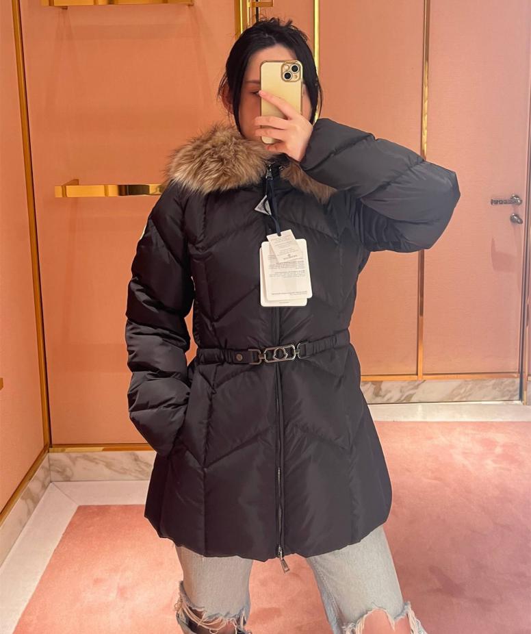 designer,replica,clothing,fake,1:1,lv,luxury,high quality Moncler new wool collar down jacket mid-length designer,replica,clothing,fake,1:1,lv,luxury,high quality Moncler new wool collar down jacket mid-length
