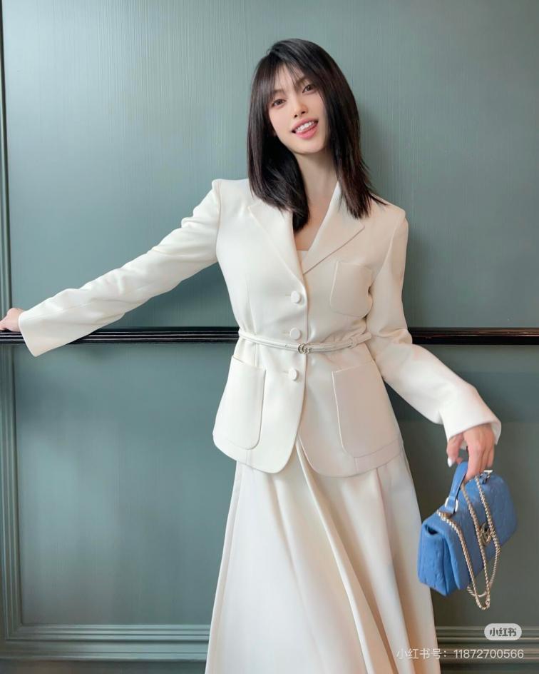 designer,replica,clothing,fake,1:1,lv,luxury,high quality Gucci new long-sleeved blazer designer,replica,clothing,fake,1:1,lv,luxury,high quality Gucci new long-sleeved blazer