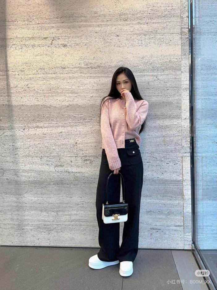 designer,replica,clothing,fake,1:1,lv,luxury,high quality Celine new jeans designer,replica,clothing,fake,1:1,lv,luxury,high quality Celine new jeans