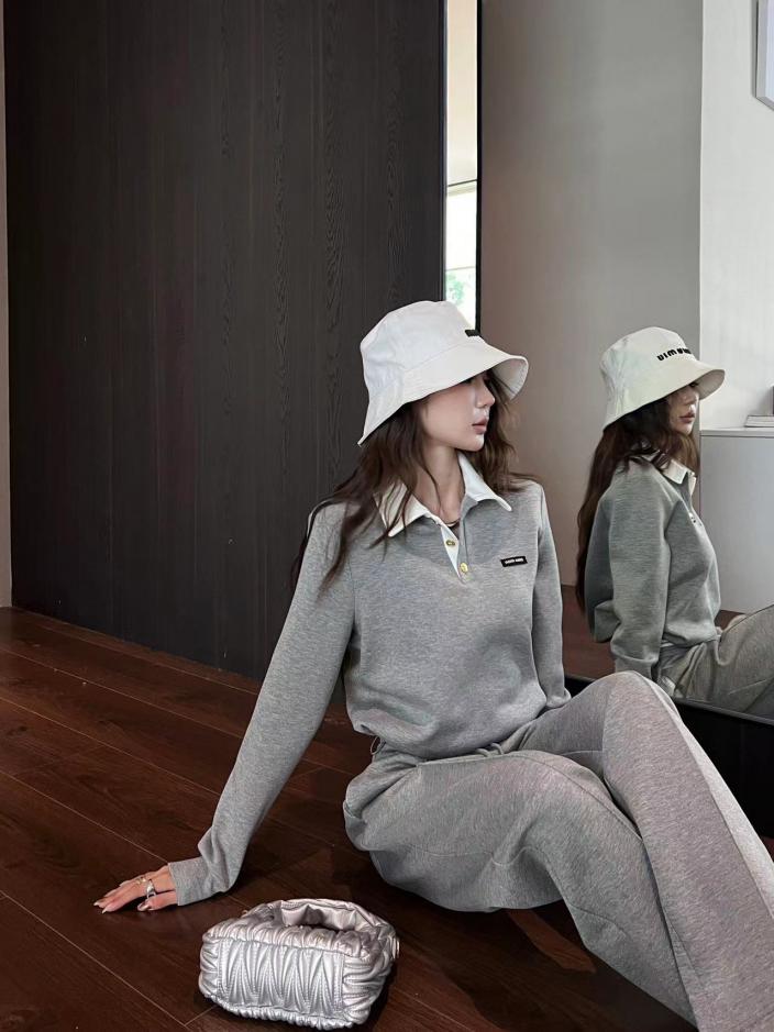 designer,replica,clothing,fake,1:1,lv,luxury,high quality MiuMiu lapel sweatshirt suit designer,replica,clothing,fake,1:1,lv,luxury,high quality MiuMiu lapel sweatshirt suit
