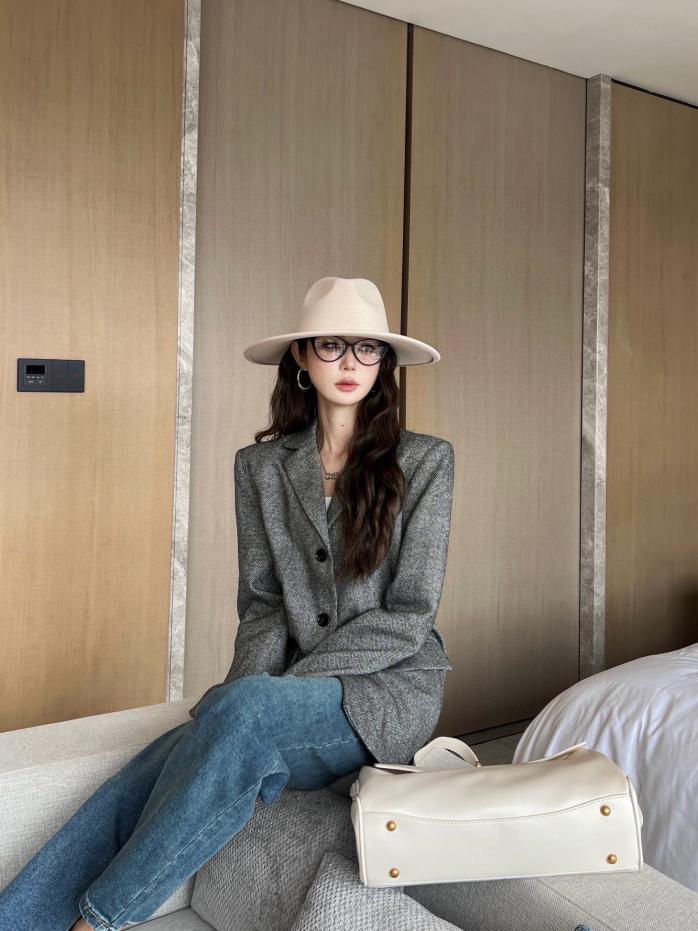 designer,replica,clothing,fake,1:1,lv,luxury,high quality Prada new blazer designer,replica,clothing,fake,1:1,lv,luxury,high quality Prada new blazer