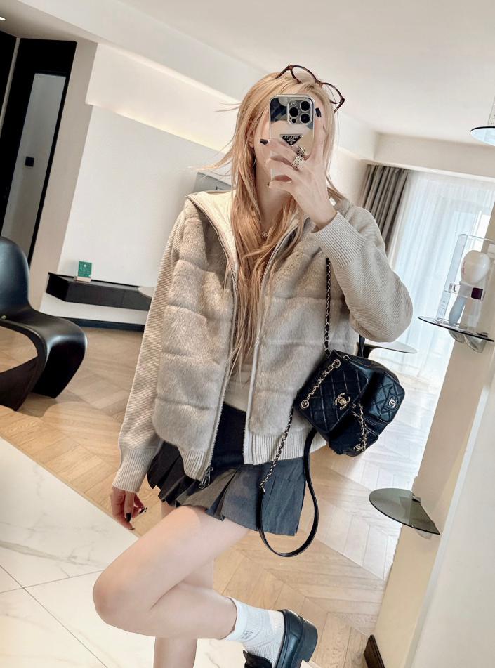 designer,replica,clothing,fake,1:1,lv,luxury,high quality LP new hooded knitted patchwork down jacket designer,replica,clothing,fake,1:1,lv,luxury,high quality LP new hooded knitted patchwork down jacket