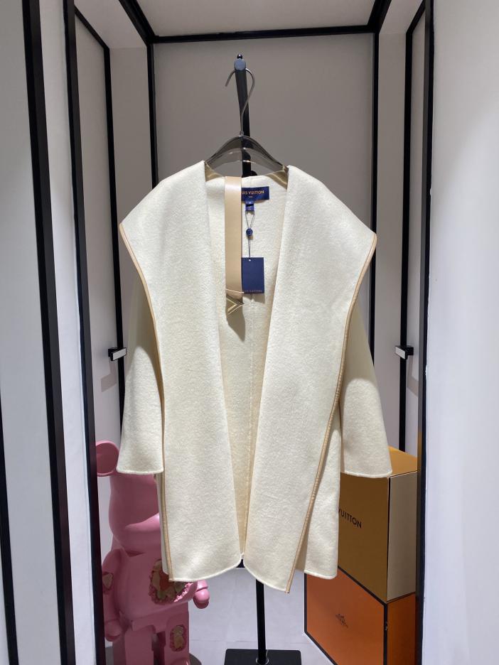 designer,replica,clothing,fake,1:1,lv,luxury,high quality LV new coat designer,replica,clothing,fake,1:1,lv,luxury,high quality LV new coat