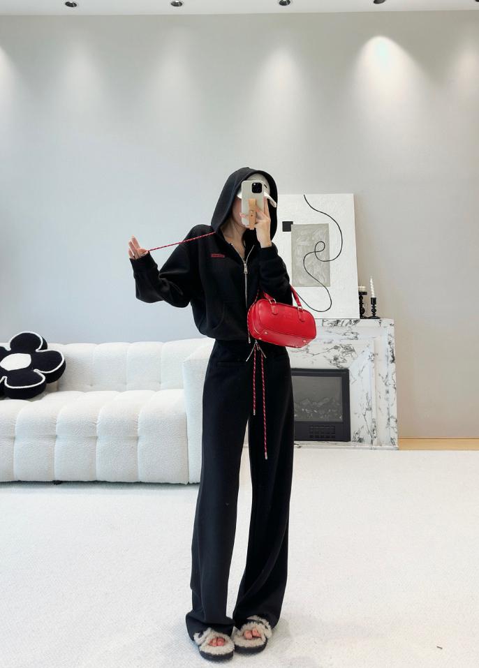 designer,replica,clothing,fake,1:1,lv,luxury,high quality MiuMiu new casual jacket with elastic waist straight pants suit designer,replica,clothing,fake,1:1,lv,luxury,high quality MiuMiu new casual jacket with elastic waist straight pants suit