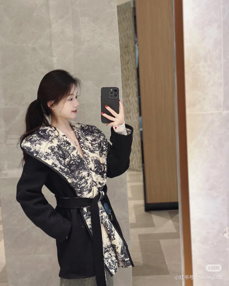 designer,replica,clothing,fake,1:1,lv,luxury,high quality short wool coat designer,replica,clothing,fake,1:1,lv,luxury,high quality short wool coat